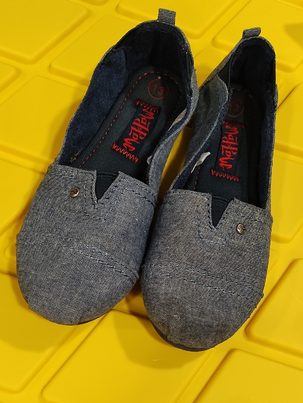Source Unknown Girl Denim Blue Slip-On Shoes